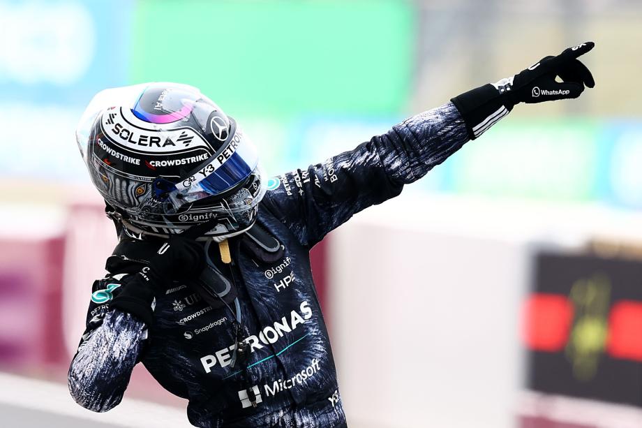 [图]F1日本站：安东内利“背靠背”夺冠 皮亚斯特里第二